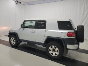 Toyota Fj cruiser КРАЙНА ЦЕНА ДО СОФИЯ, снимка 4