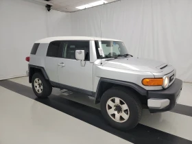 Toyota Fj cruiser КРАЙНА ЦЕНА ДО СОФИЯ, снимка 3