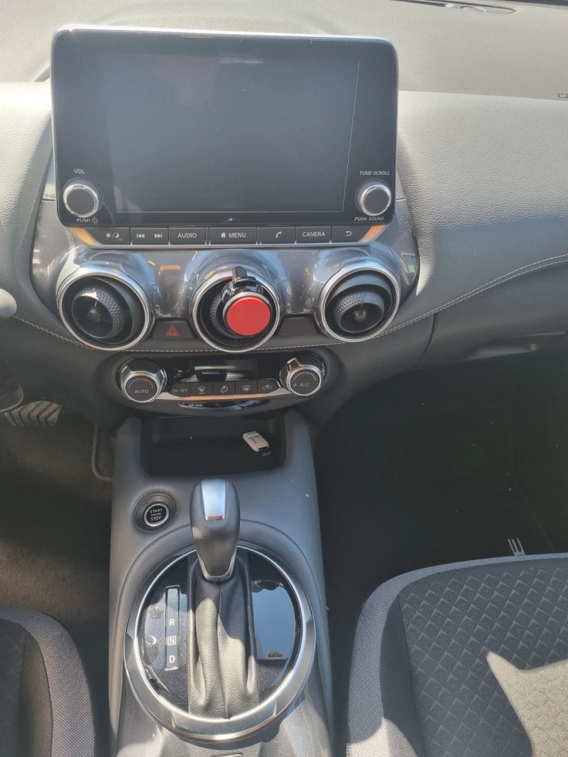 Nissan Juke 1.0, снимка 10 - Автомобили и джипове - 45224465