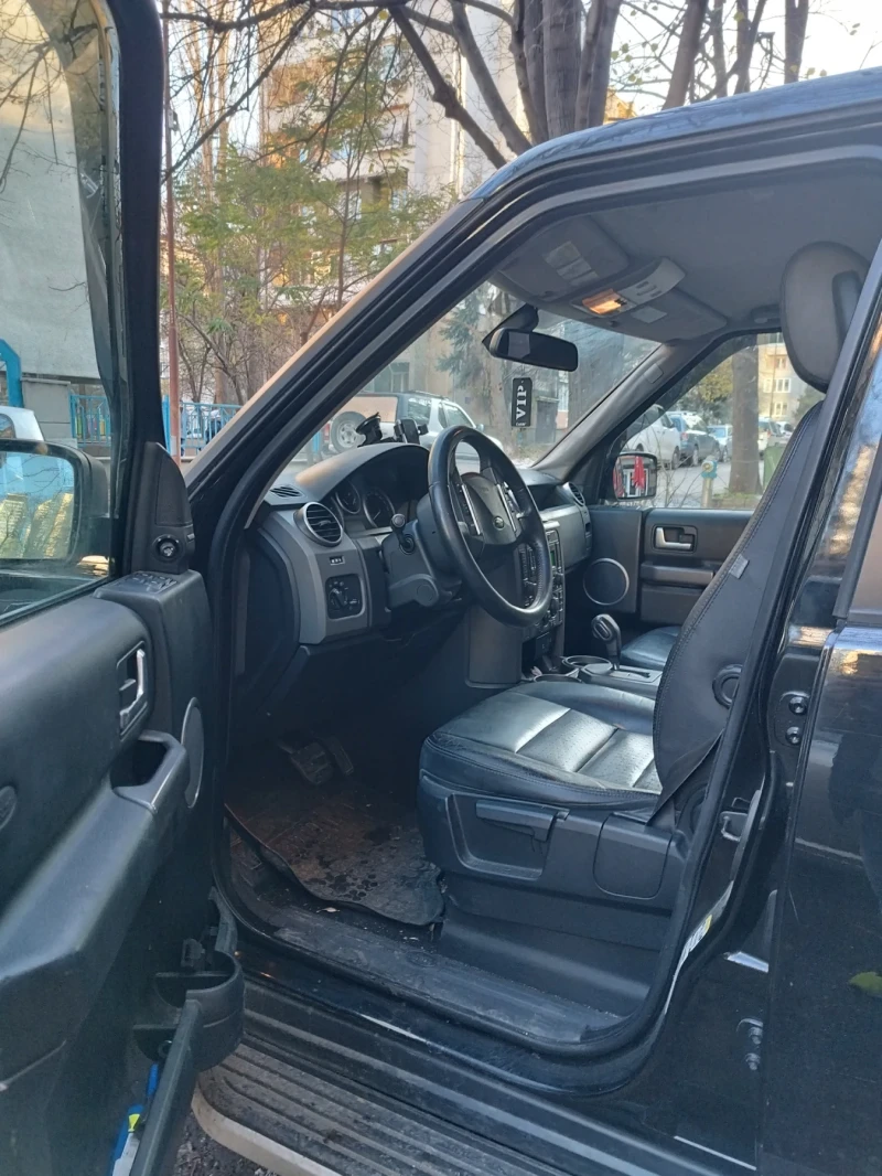 Land Rover Discovery, снимка 7 - Автомобили и джипове - 48099488