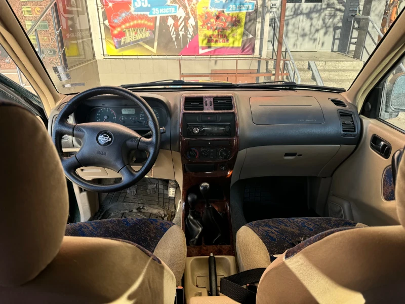 Nissan Terrano 2.7 TD 125к.с., снимка 8 - Автомобили и джипове - 48101506