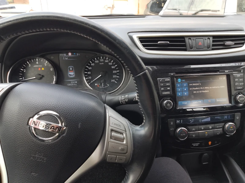 Nissan Qashqai, снимка 2 - Автомобили и джипове - 49227651