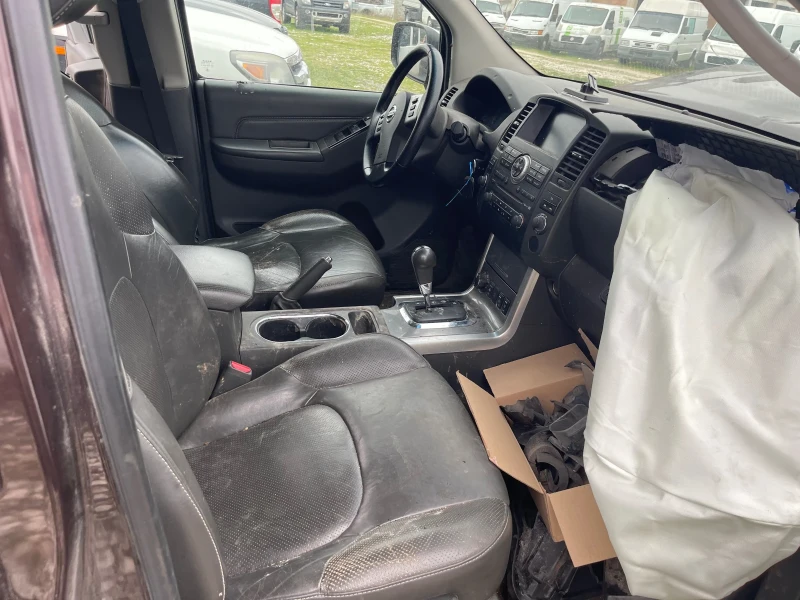 Nissan Navara 3.0DCi V6 на части, снимка 8 - Автомобили и джипове - 49635535