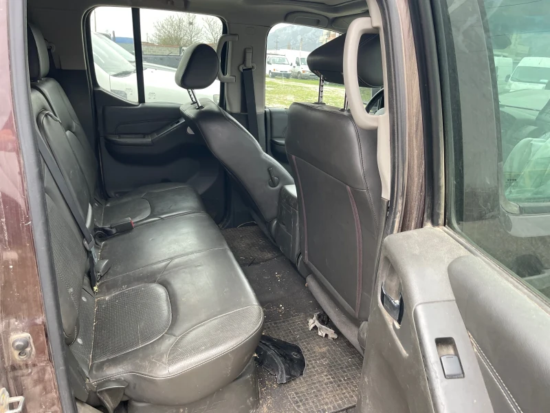 Nissan Navara 3.0DCi V6 на части, снимка 7 - Автомобили и джипове - 49635535
