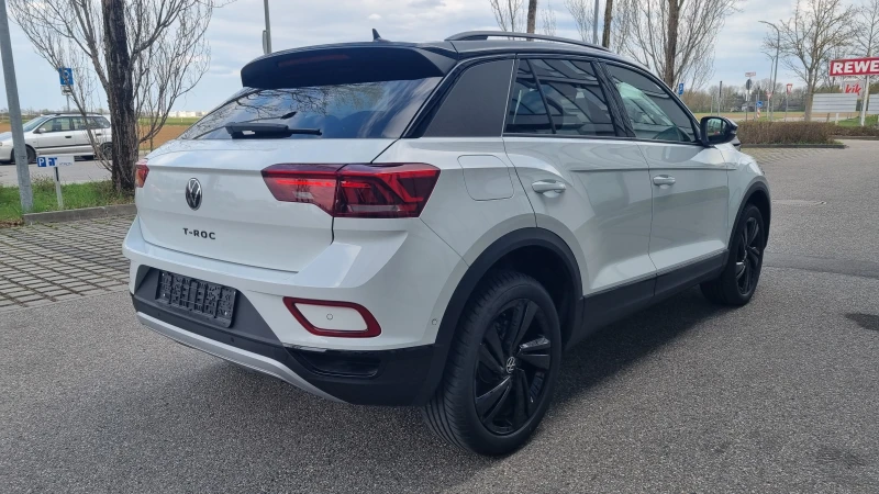 VW T-Roc Style 1.5 TSI DSG, снимка 5 - Автомобили и джипове - 53489429
