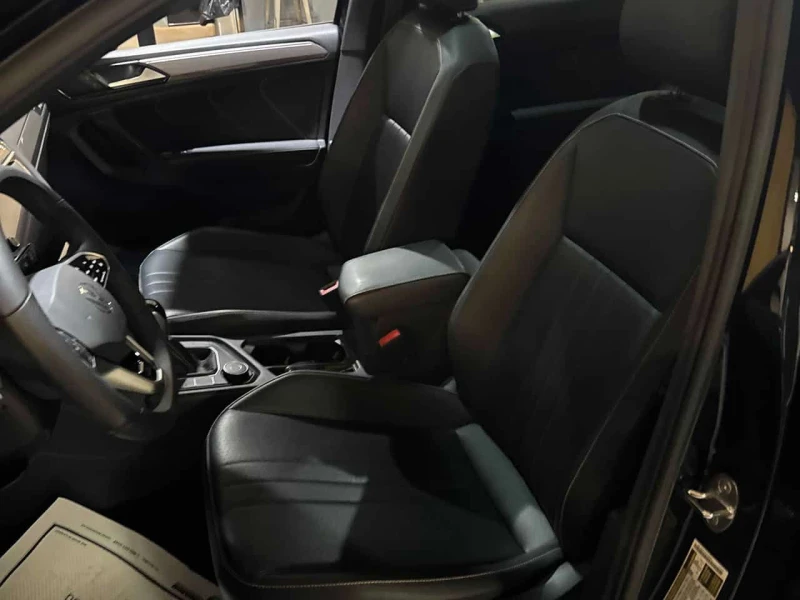 VW Tiguan SE R-Line Black * 4MOTION * ШИБИДАХ * ПОДГРЕВИ, снимка 11 - Автомобили и джипове - 53561323