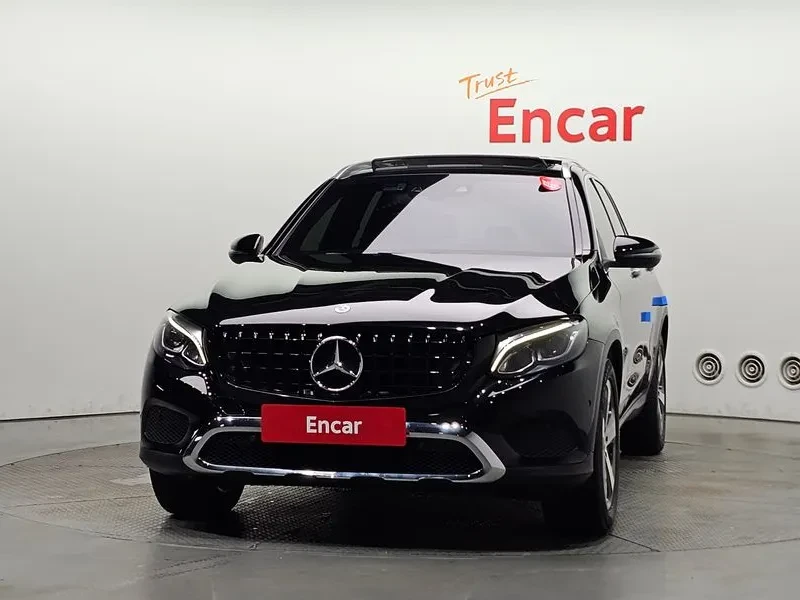 Mercedes-Benz GLC 220 4Matic Premium, снимка 3 - Автомобили и джипове - 55785825
