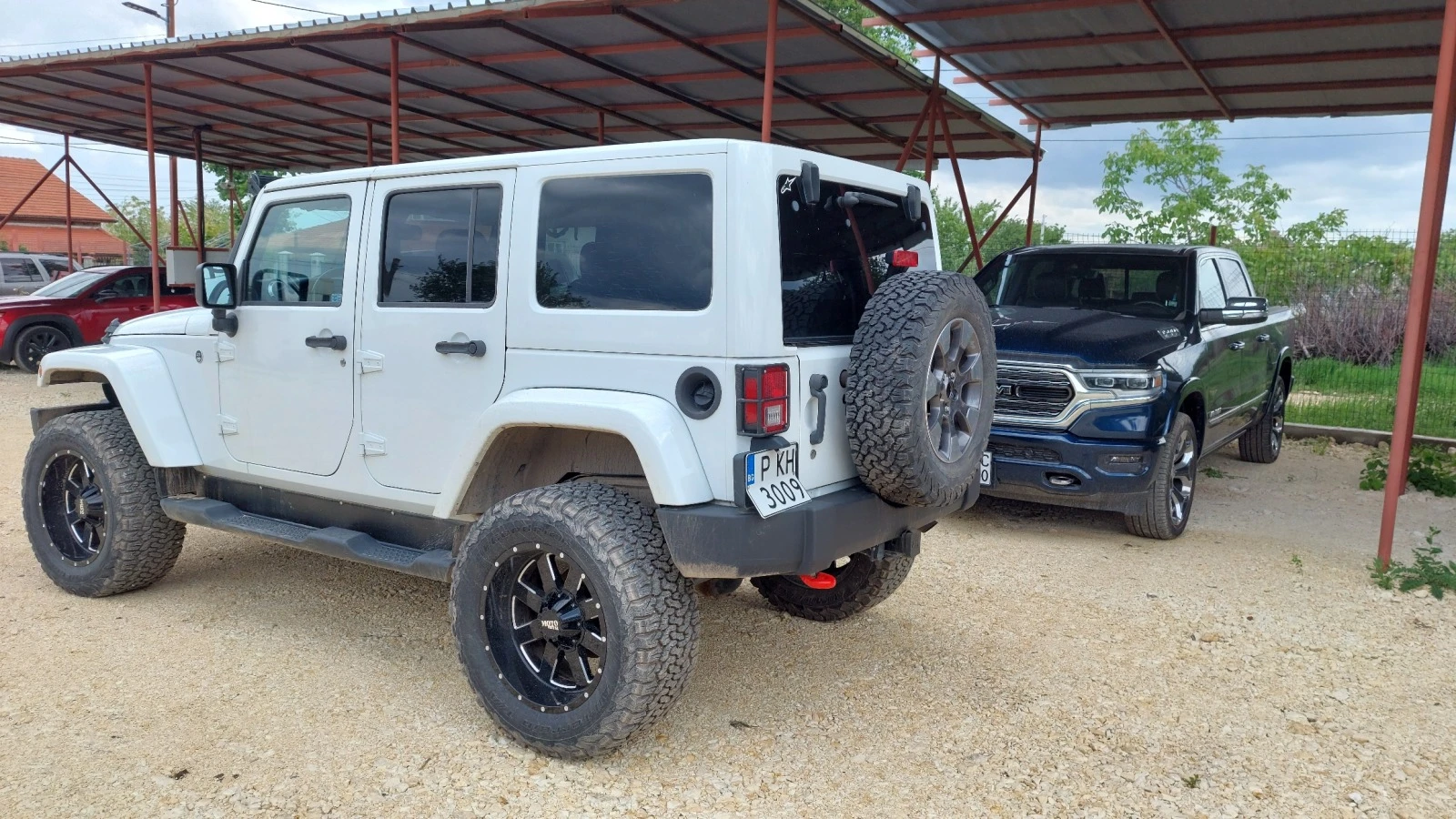 Jeep Wrangler SAHARA 3.6L - изображение 5