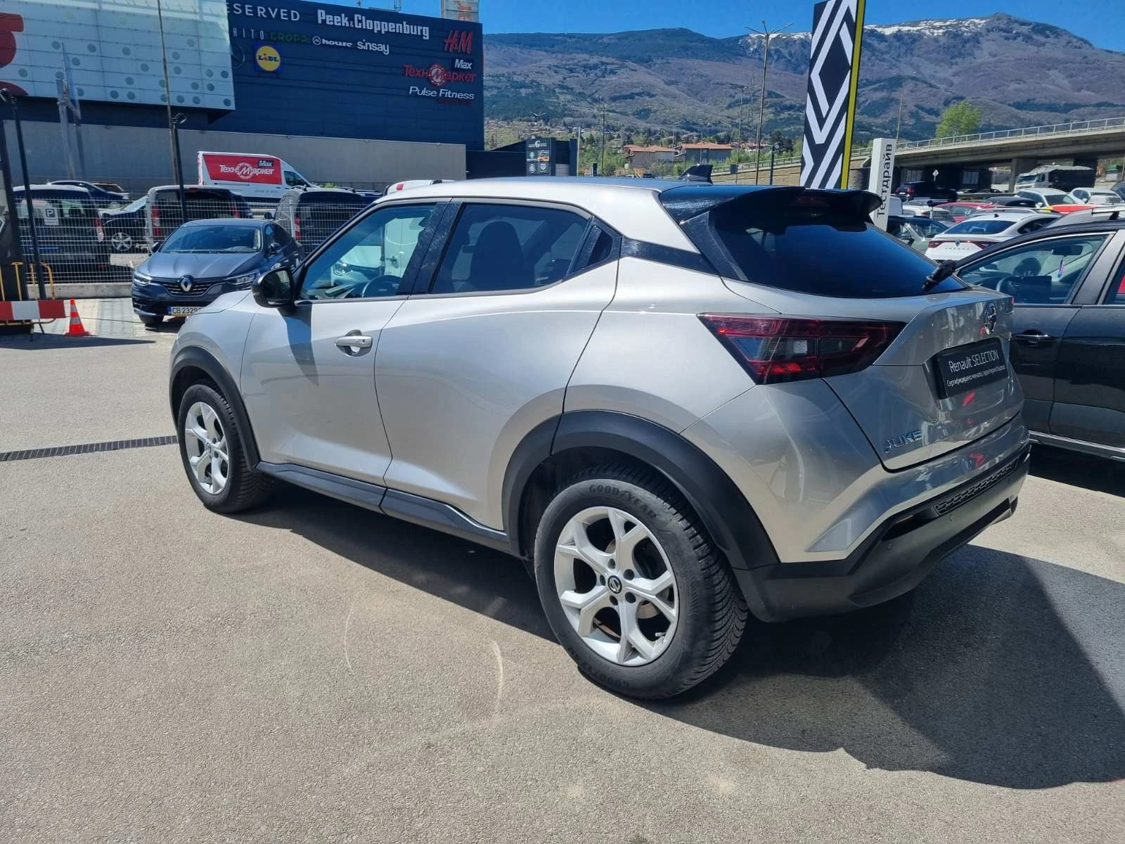 Nissan Juke 1.0 - изображение 4