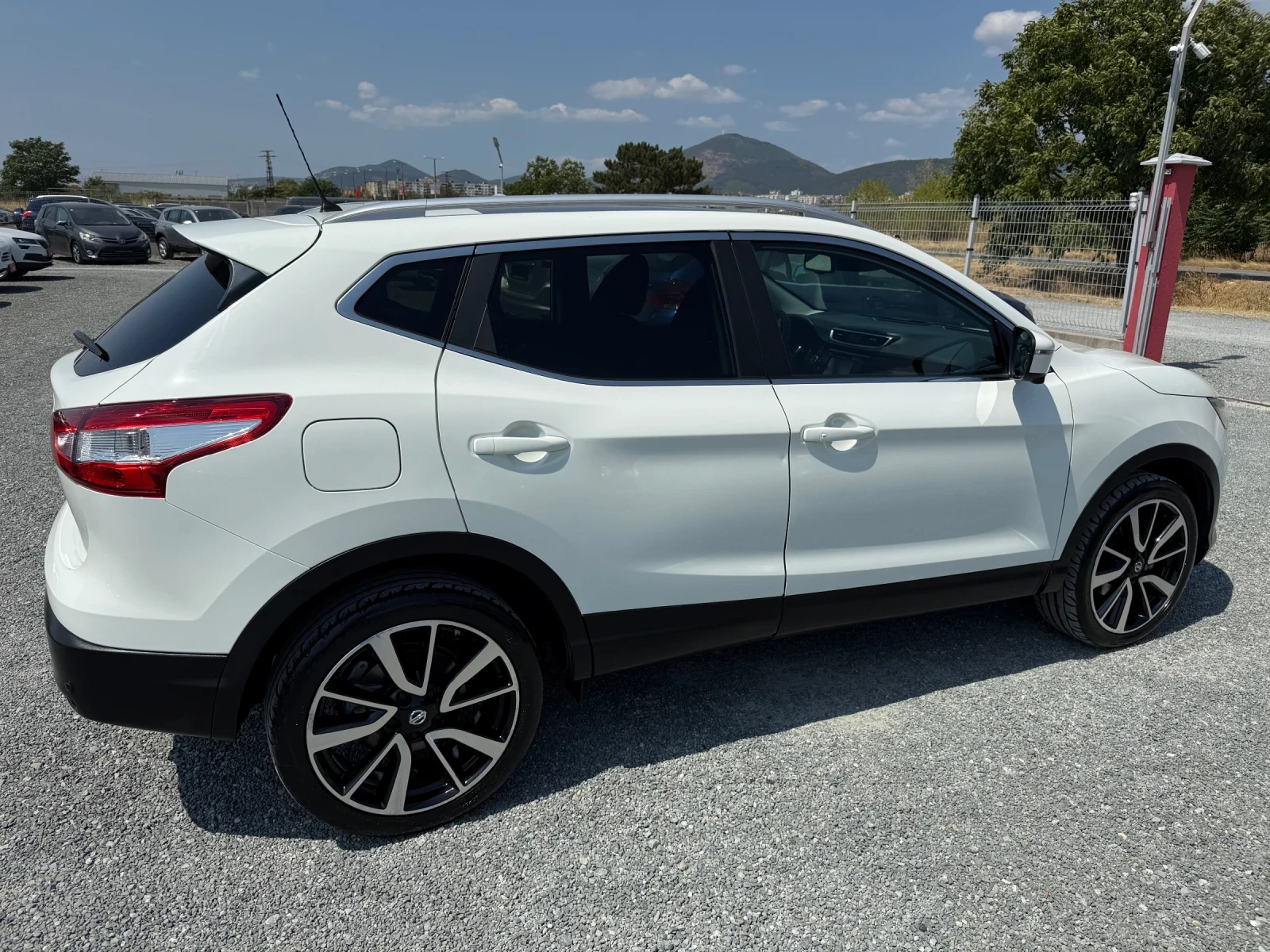 Nissan Qashqai (KATO НОВА) - изображение 5