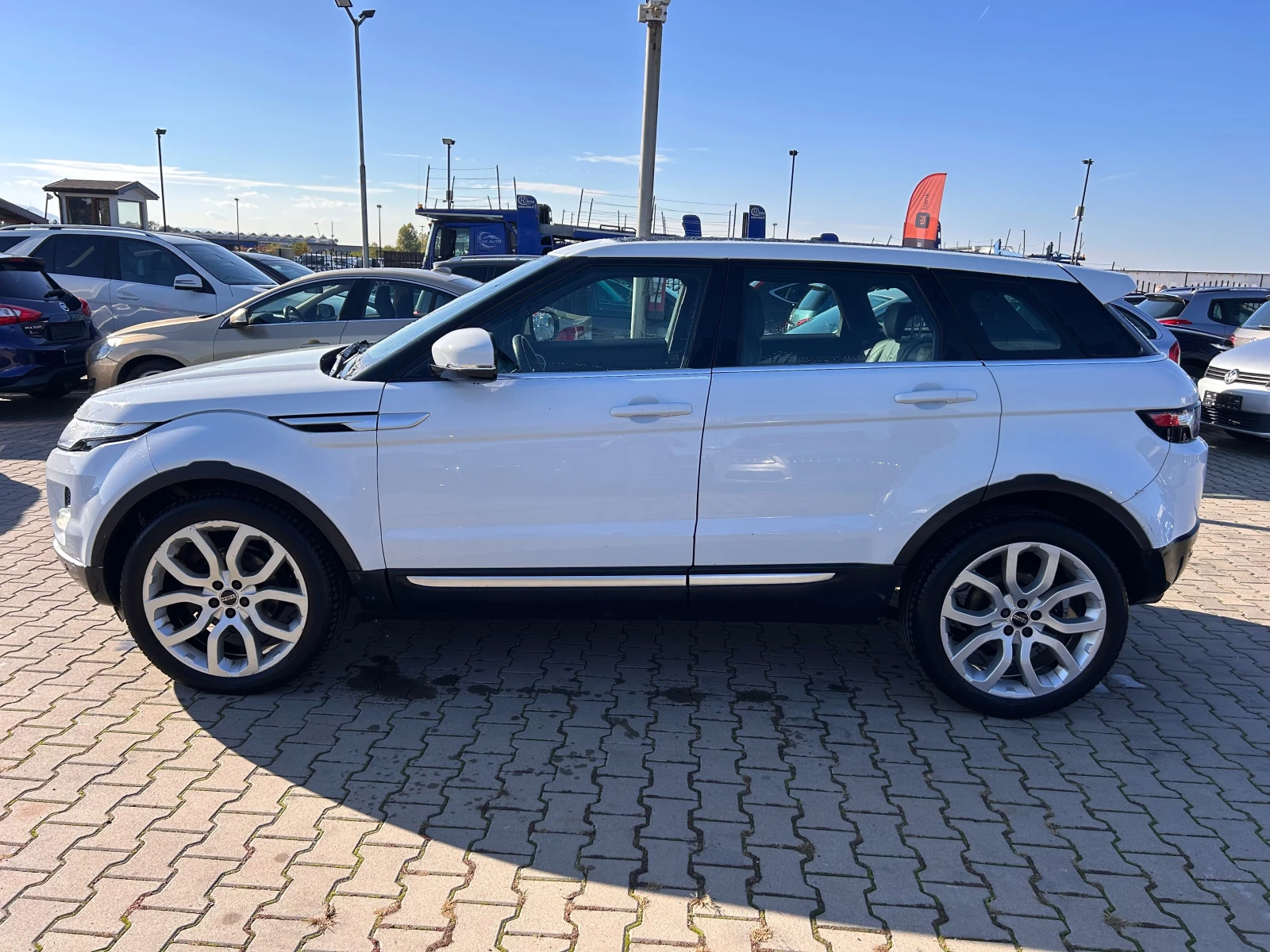 Land Rover Evoque 2.2SD4 4X4 AVTOMAT/NAVI/PANORAMA/KOJA EURO 5 - изображение 9