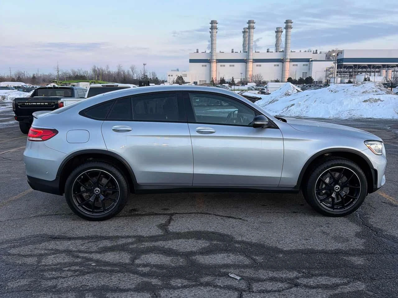 Mercedes-Benz GLC 300 COUPE/CARFAX/360 CAM/BURMESTER - изображение 4