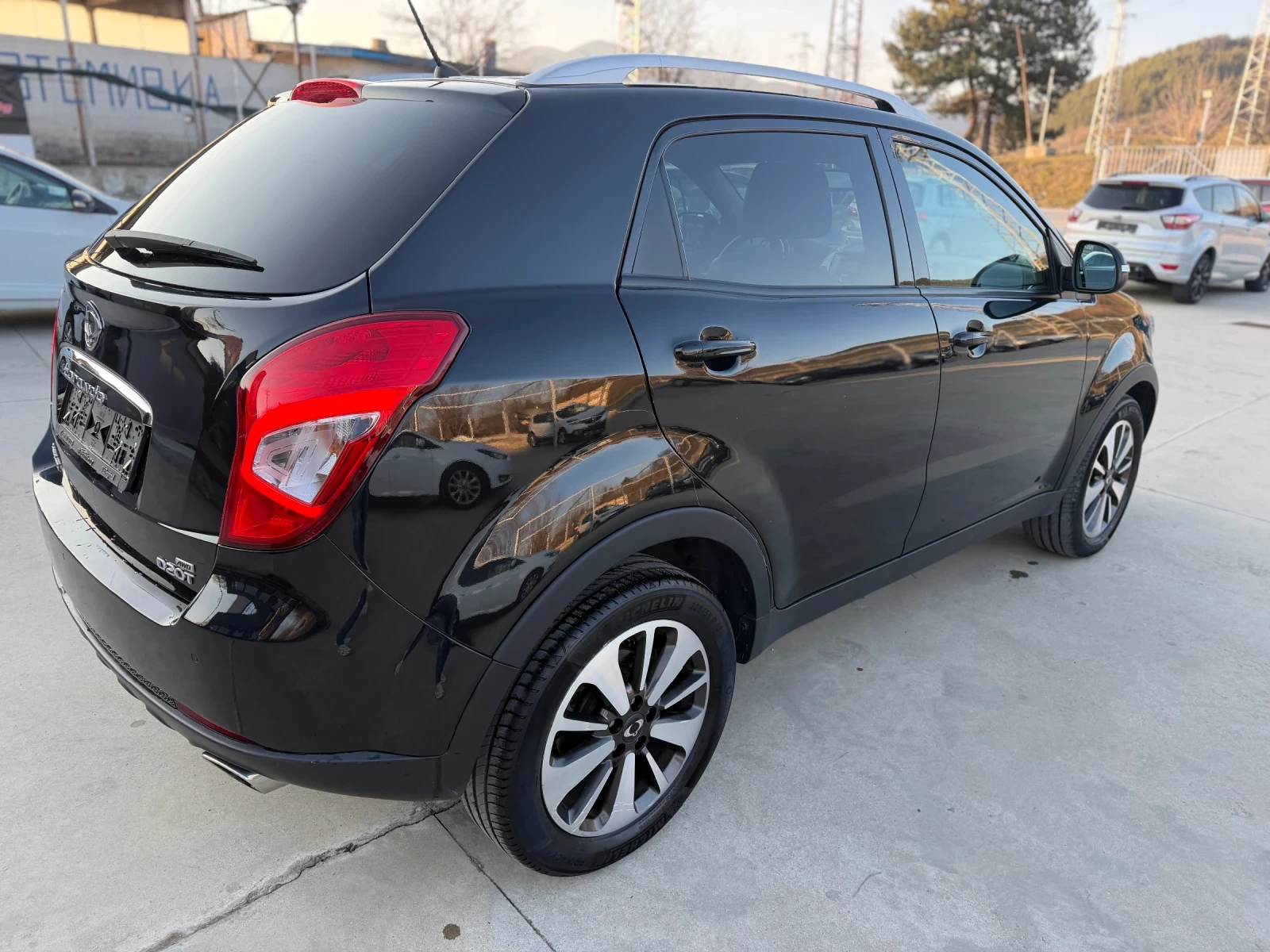 SsangYong Korando 2.0Diesel/175HP/Avtomat/Podgrav/99990km - изображение 7