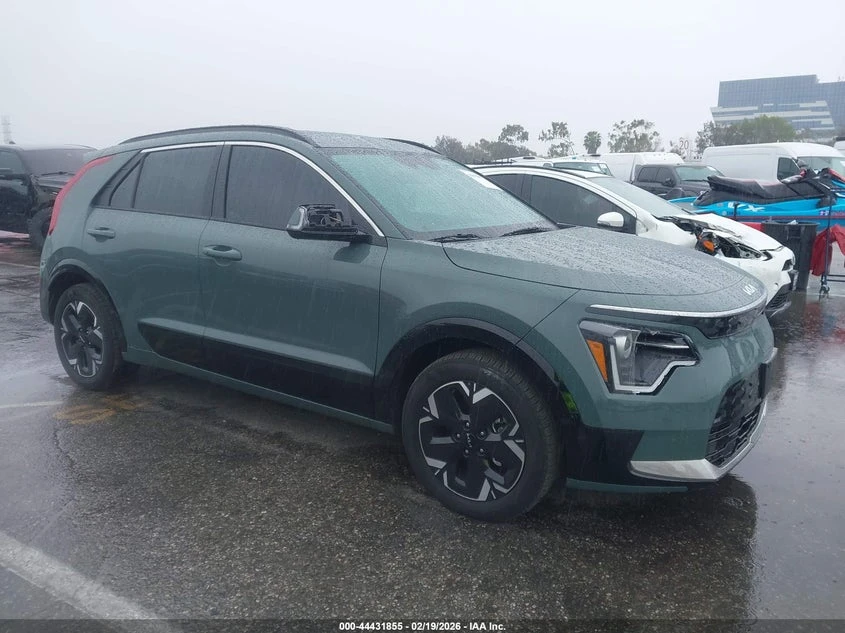 Kia Niro Ev Wind, снимка 13 - Автомобили и джипове - 54379195