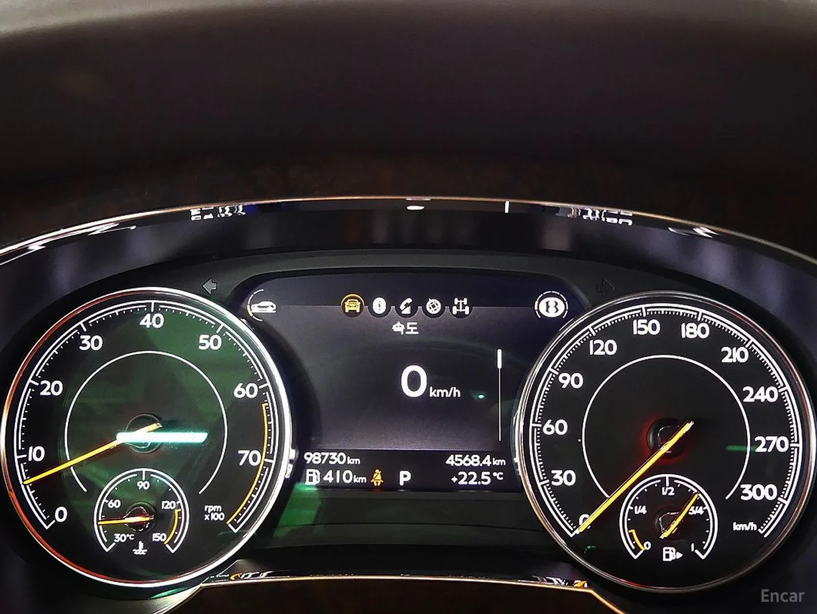 Bentley Bentayga, снимка 8 - Автомобили и джипове - 55187633