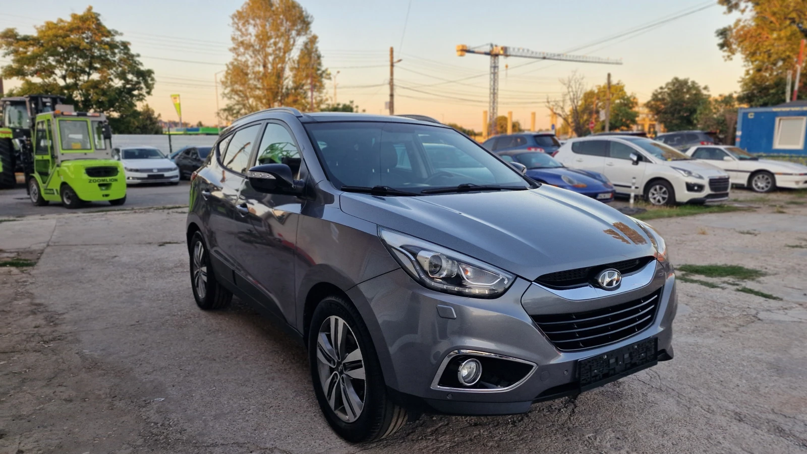Hyundai IX35 2.0CRD Premium Vertex 4x4 automat, снимка 4 - Автомобили и джипове - 55273783
