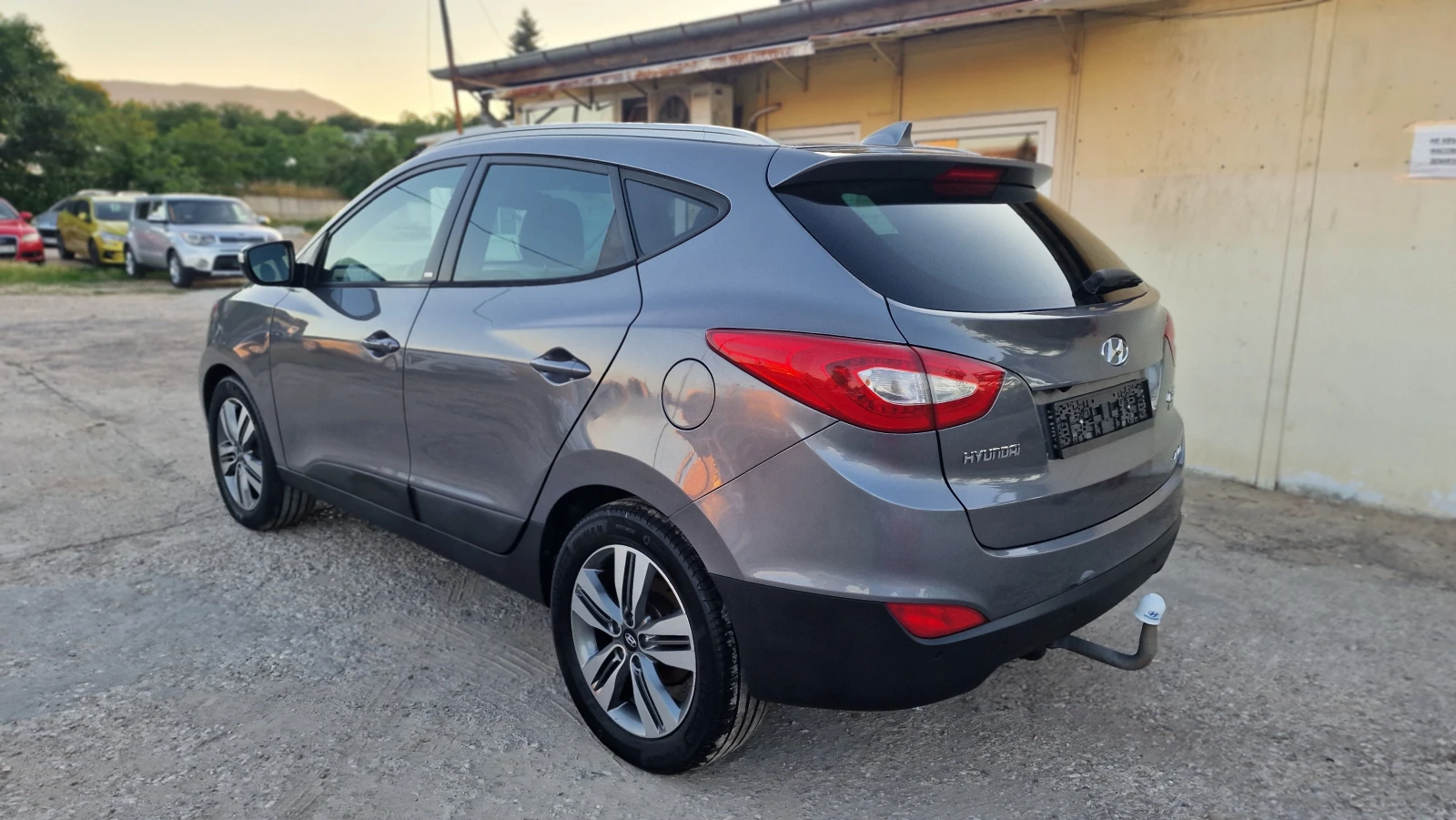 Hyundai IX35 2.0CRD Premium Vertex 4x4 automat, снимка 7 - Автомобили и джипове - 55273783