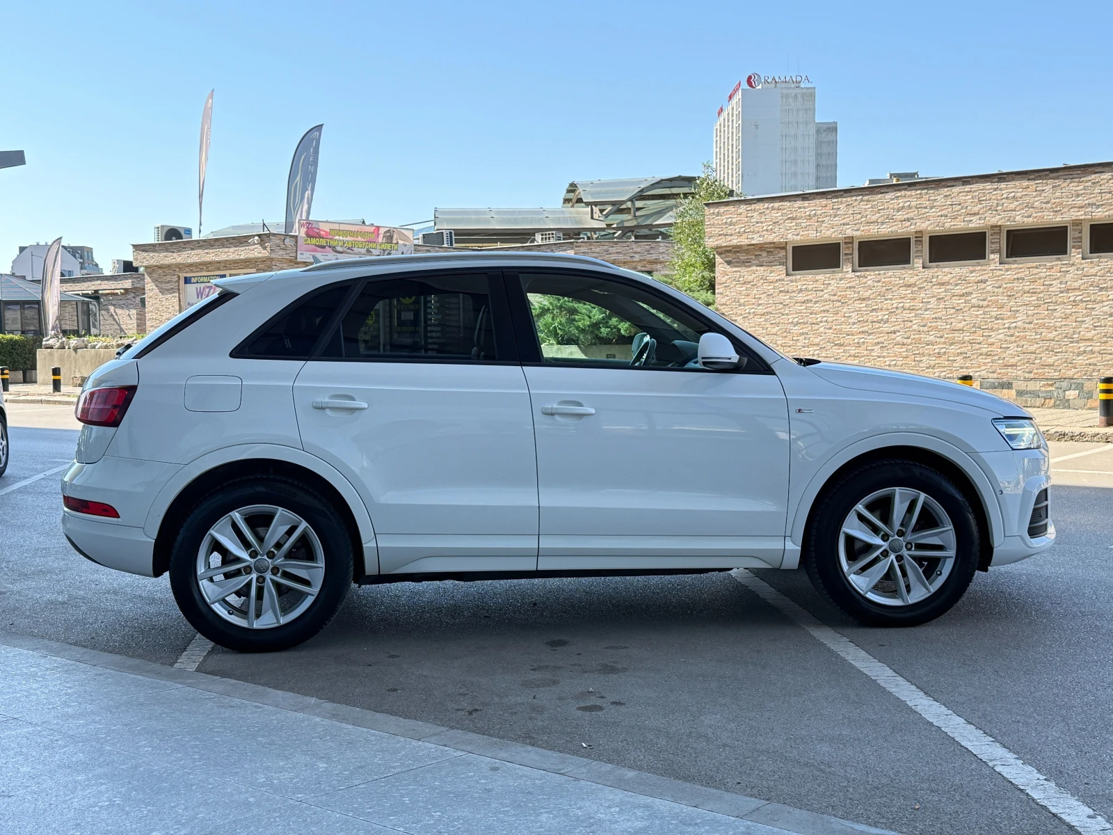 Audi Q3 6 МЕСЕЦА ГАРАНЦИЯ/S Line 2.0TFSI 200к.с. Facelift , снимка 5 - Автомобили и джипове - 55499259