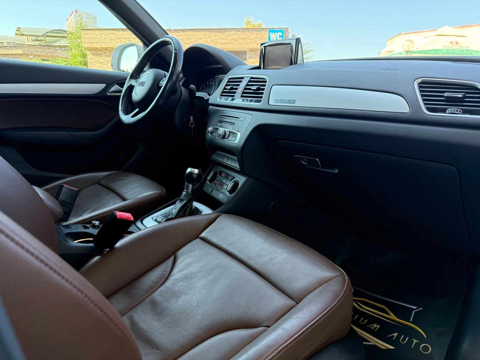 Audi Q3 6 МЕСЕЦА ГАРАНЦИЯ/S Line 2.0TFSI 200к.с. Facelift , снимка 11 - Автомобили и джипове - 55499259