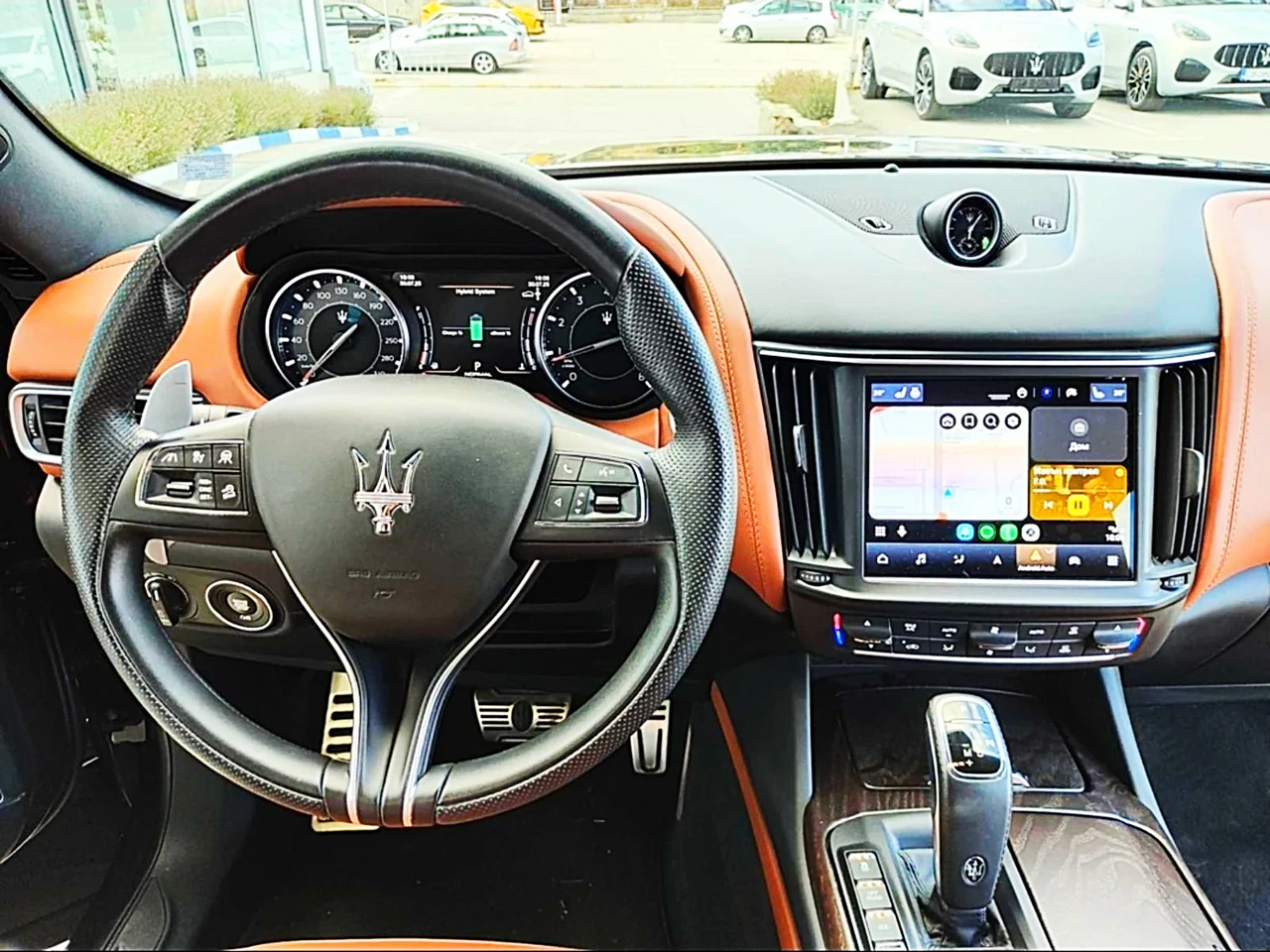 Maserati Levante Hybrid FULL Q4 10500km първи собственик, снимка 7 - Автомобили и джипове - 55582163