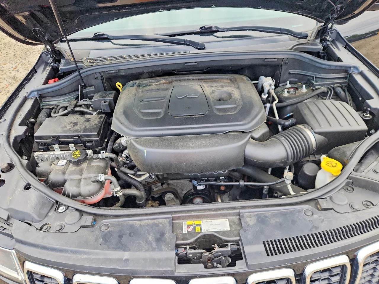 Jeep Grand cherokee 3.6l Laredo, снимка 12 - Автомобили и джипове - 55782270