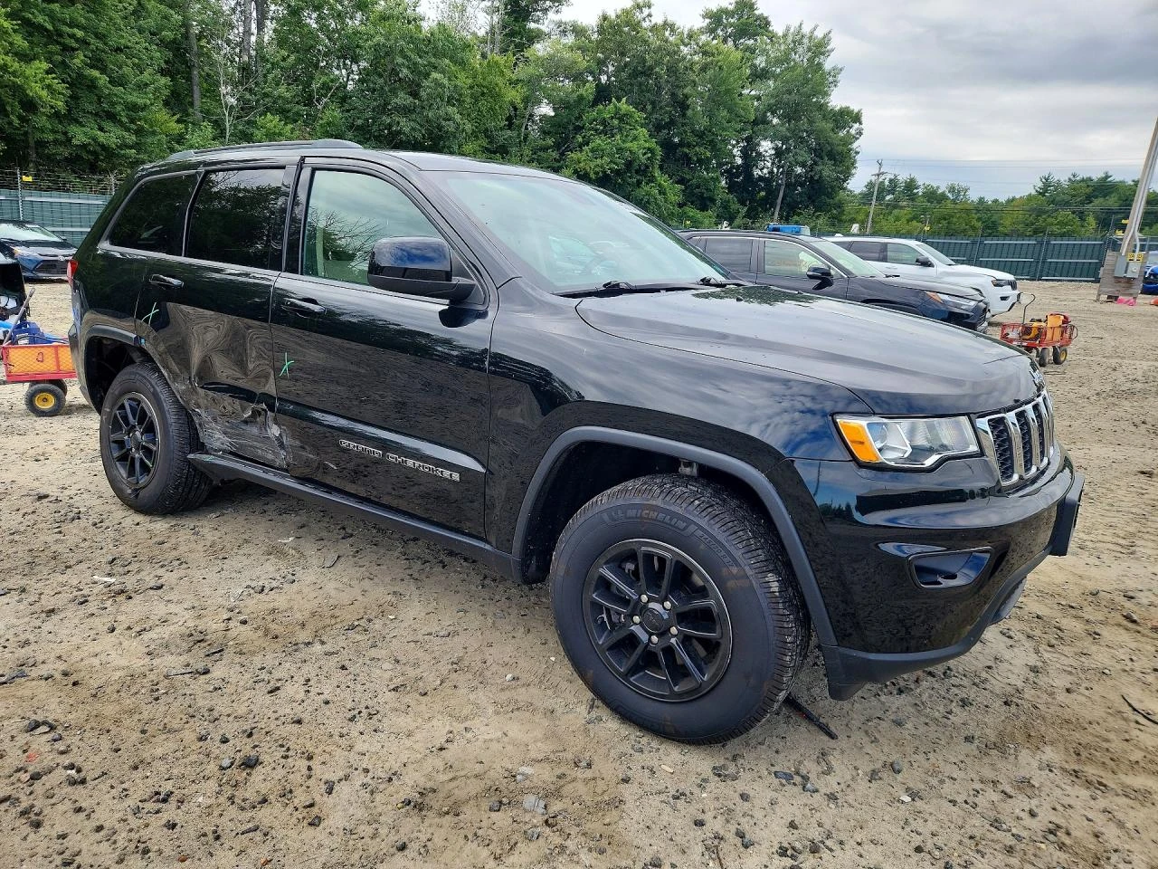 Jeep Grand cherokee 3.6l Laredo, снимка 4 - Автомобили и джипове - 55782270