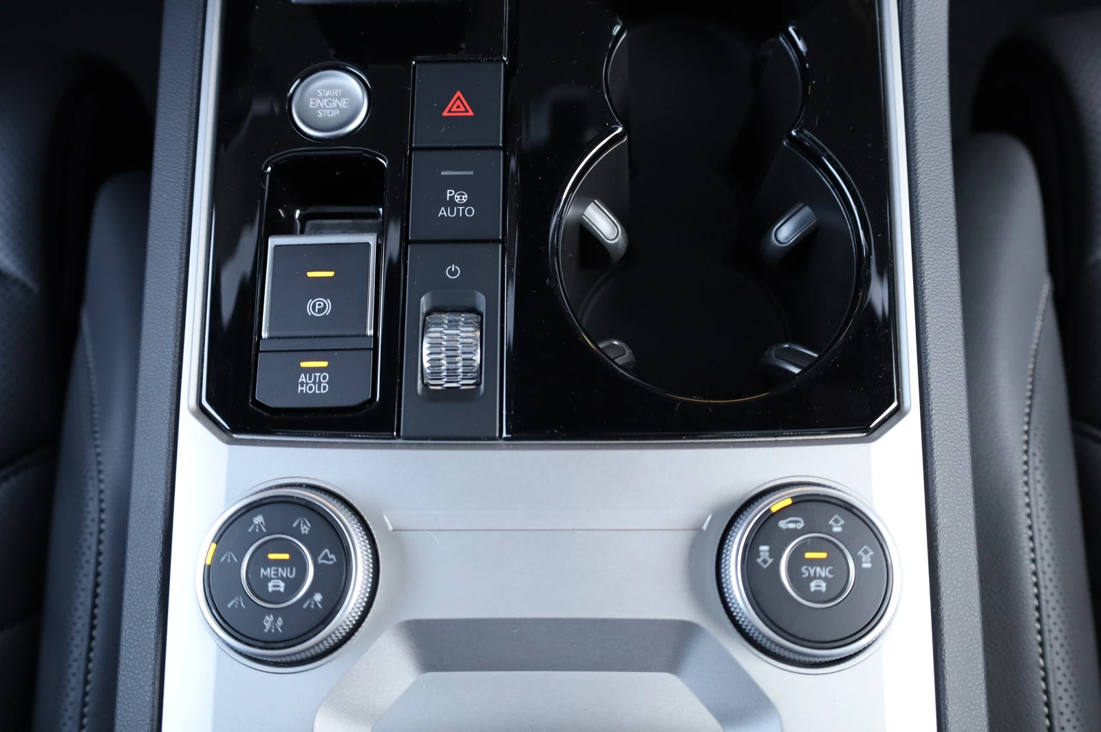 VW Touareg FACELIFT* R-LINE* IQ HD MATRIX LIGHTS* DYNAUDIO* P | Mobile.bg � ����������� 16