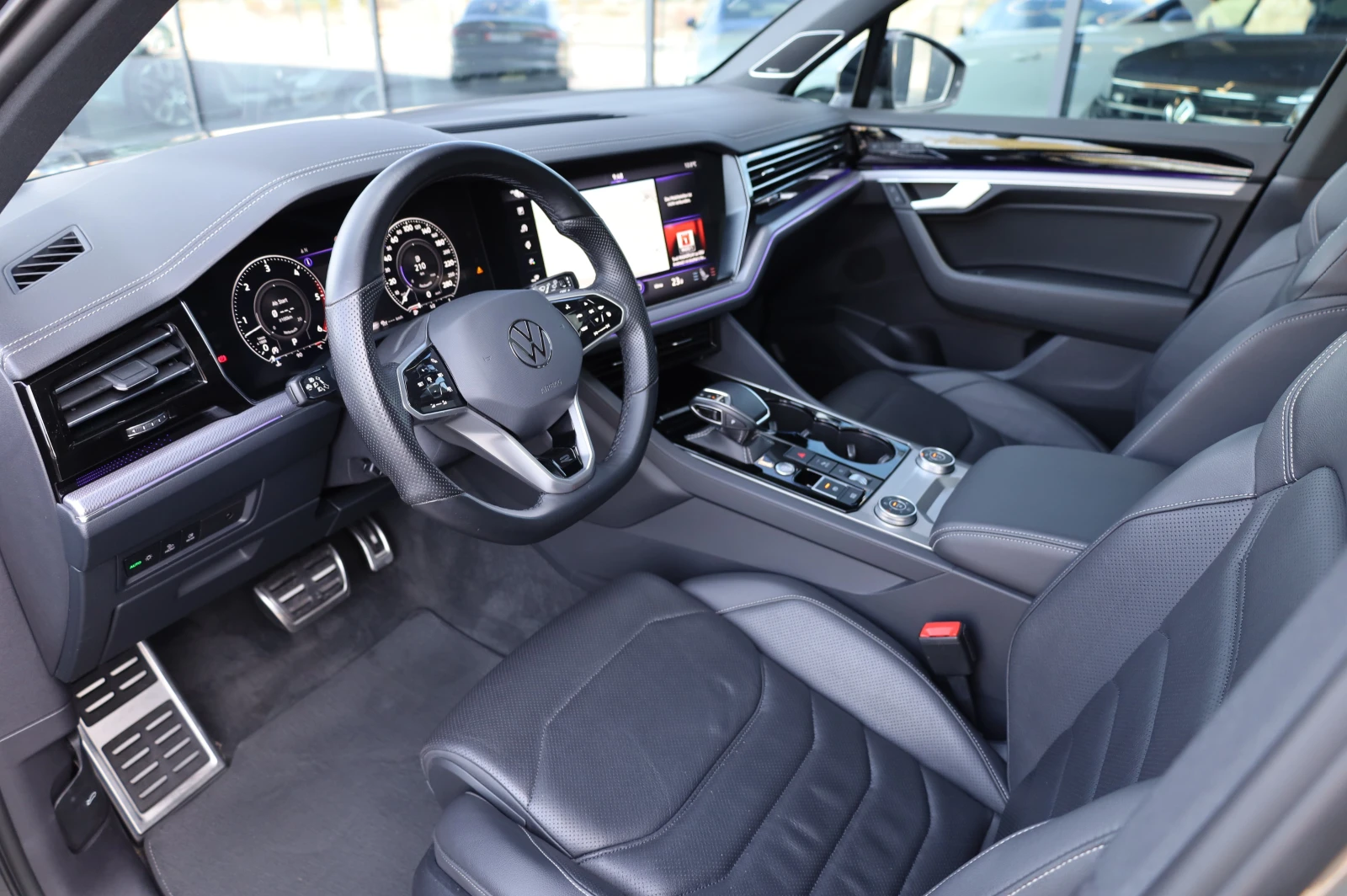 VW Touareg FACELIFT* R-LINE* IQ HD MATRIX LIGHTS* DYNAUDIO* P | Mobile.bg � ����������� 9