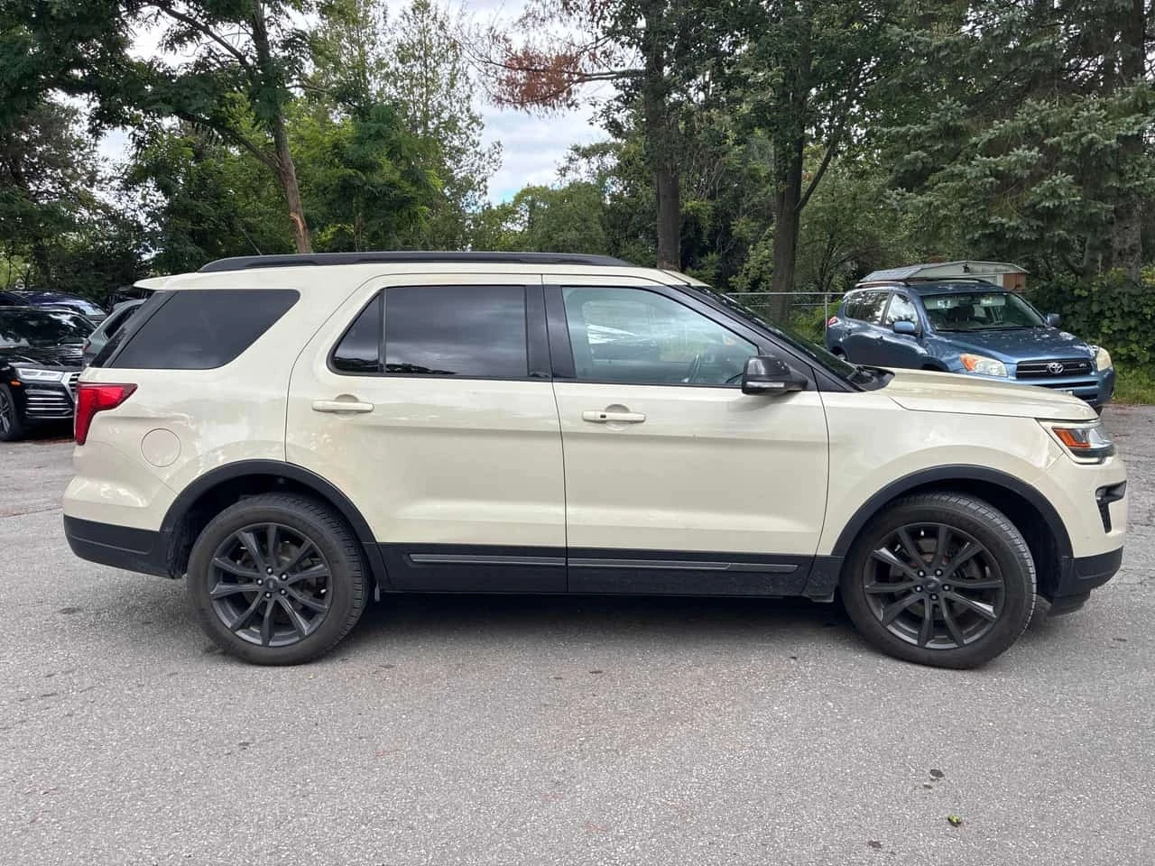 Ford Explorer XLT AWD * ������ ���������������� �� FORD*    | Mobile.bg � ����������� 4