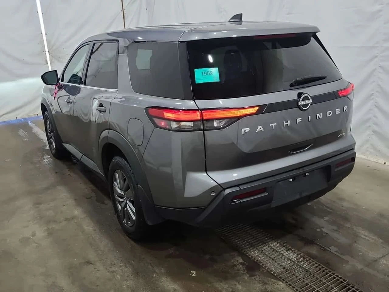 Nissan Pathfinder, снимка 7 - Автомобили и джипове - 56687605