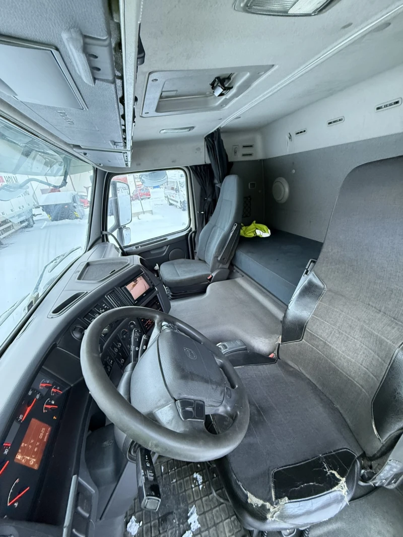 Volvo Fm 460 6x2 с кран HMF1420-K5, снимка 10 - Камиони - 49188351