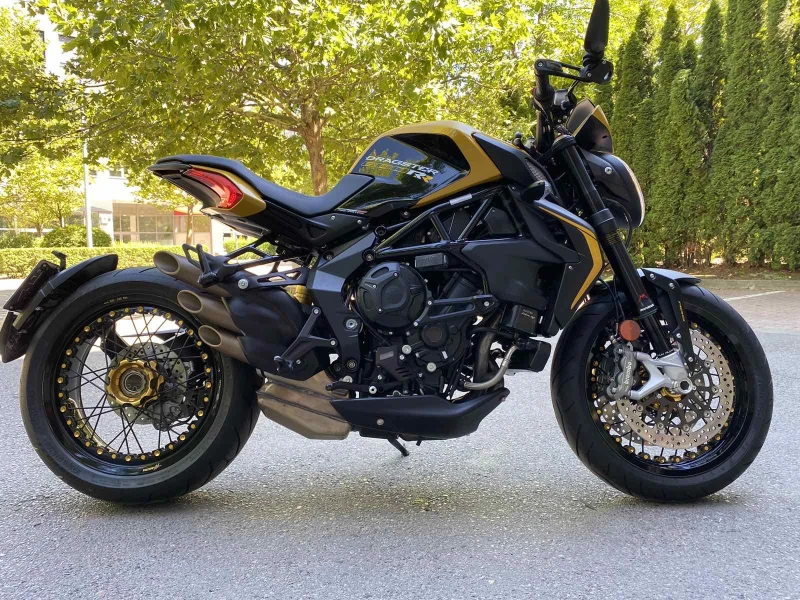 MV Agusta Brutale Dragster 800RR, снимка 1 - Мотоциклети и мототехника - 47268687