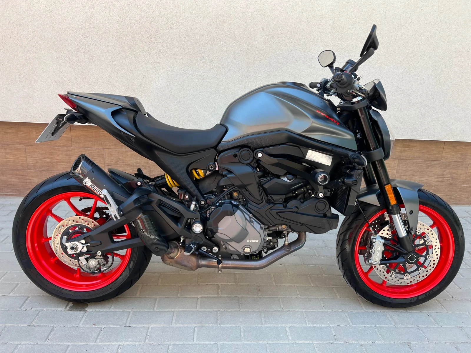 Ducati Monster 937 Plus , снимка 3 - Мотоциклети и мототехника - 53937844