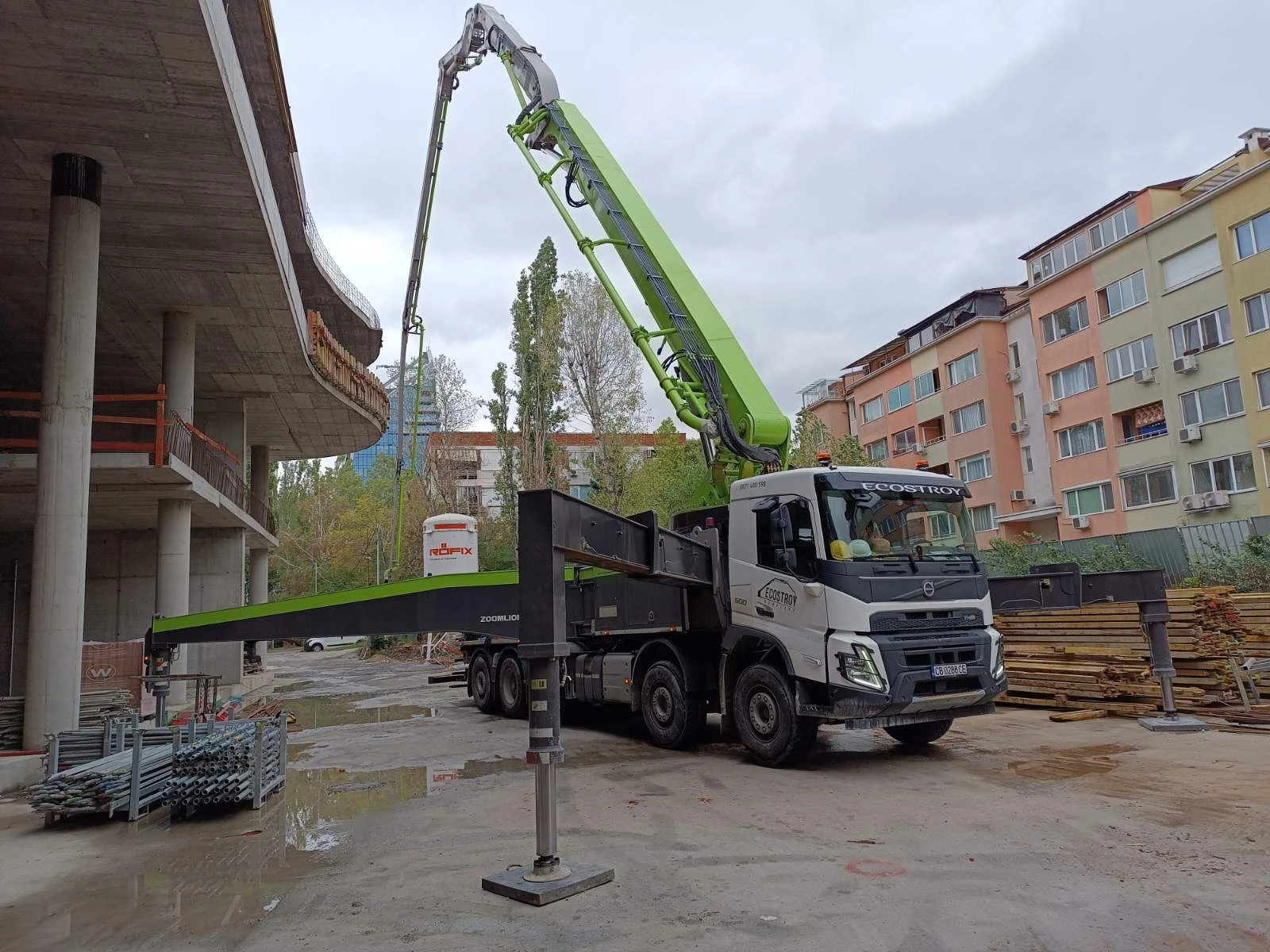 Бетон помпа Volvo ZOOMLION - 56m., снимка 1