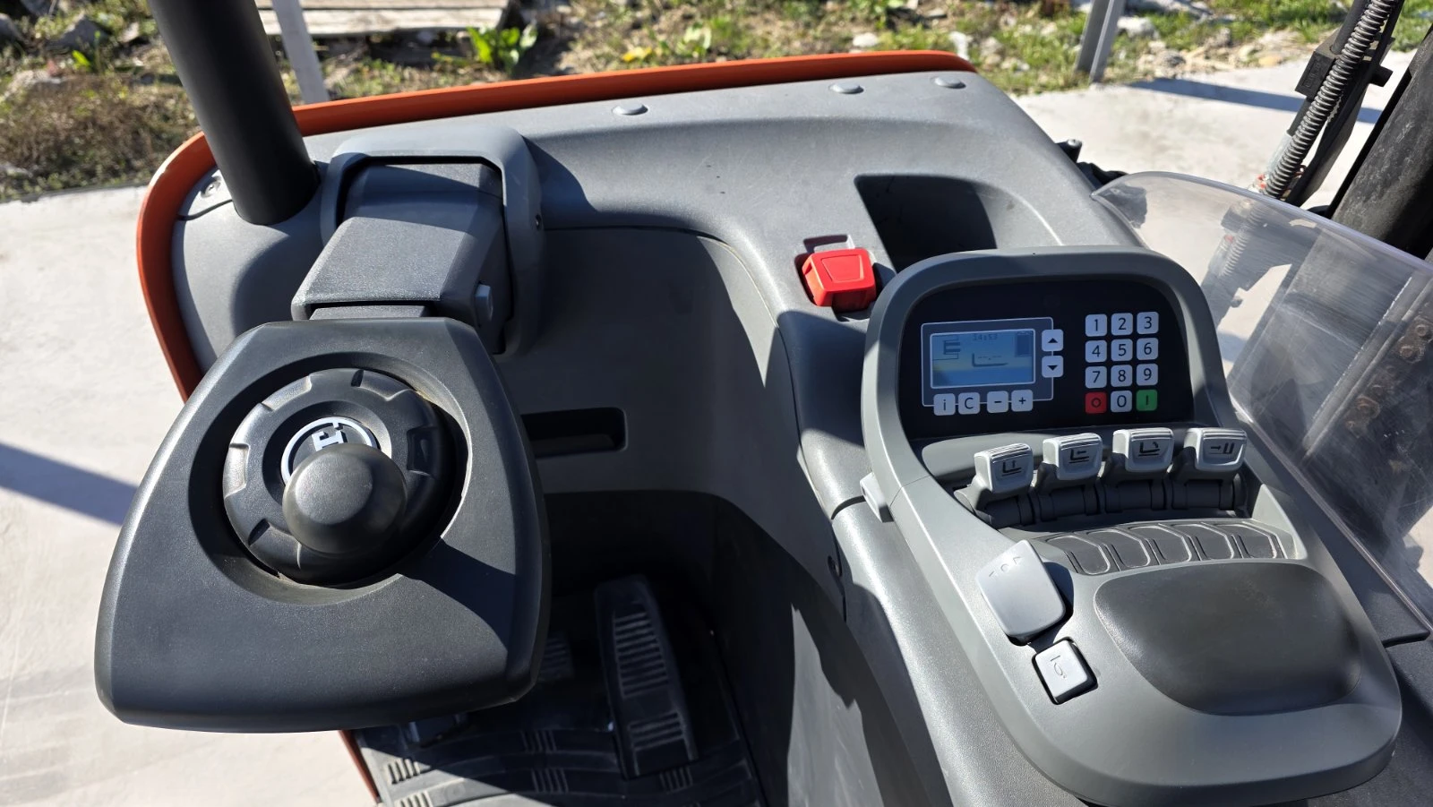 Електрокар BT RRE 120 B, снимка 8 - Индустриална техника - 53708801