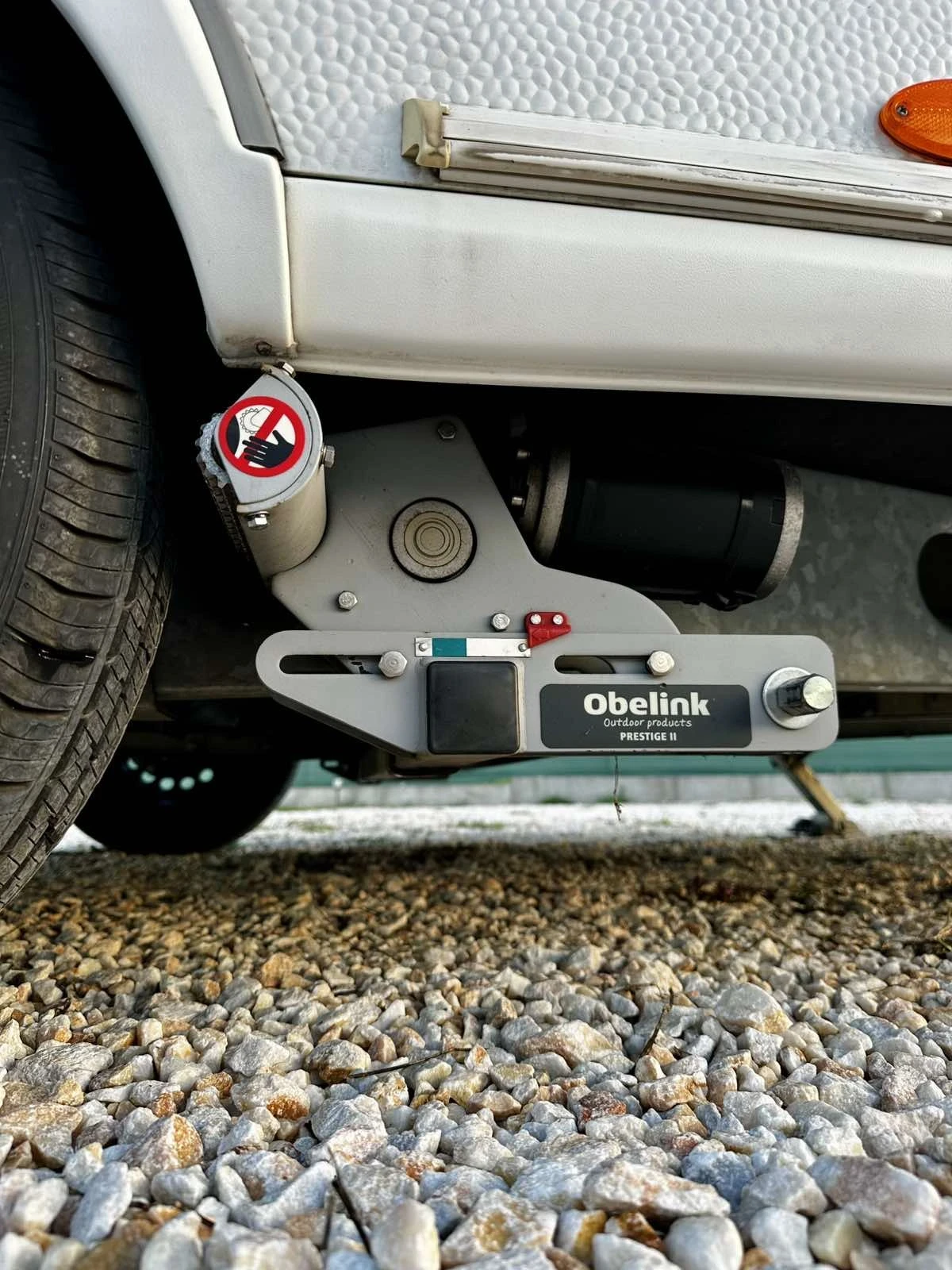 Каравана Hobby De lux, снимка 12 - Каравани и кемпери - 54137262