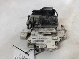 ����� �� �������� �� ����� (����� �����) 8E0839016AA Audi A4