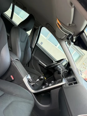 Volvo V60 2.0 D 163 к.с., снимка 12