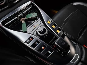 Mercedes-Benz AMG GT 4-Door 43 4Matic+ , снимка 9