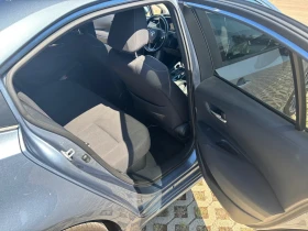 Toyota Corolla Седан , снимка 12