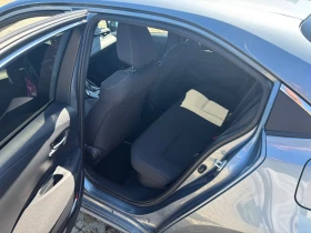 Toyota Corolla Седан , снимка 9