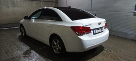 Chevrolet Cruze 1.8 газ/бензин - Автоматик, снимка 4