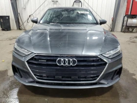     Audi A7 (CARFAX)  * *   