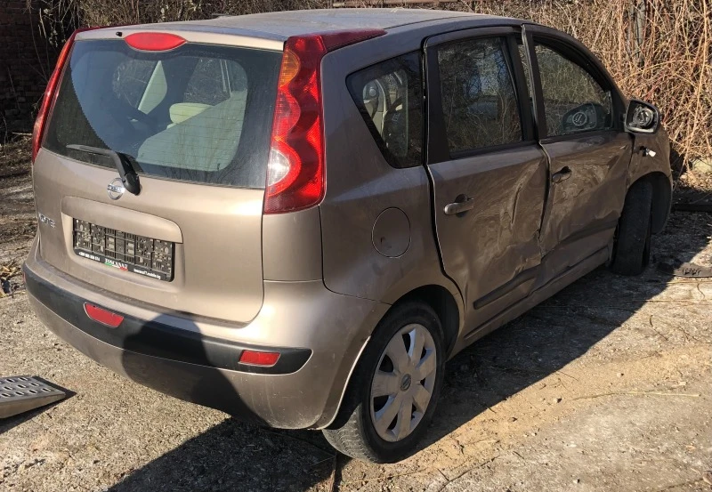 Nissan Note 1.4 i, снимка 6 - Автомобили и джипове - 39762492