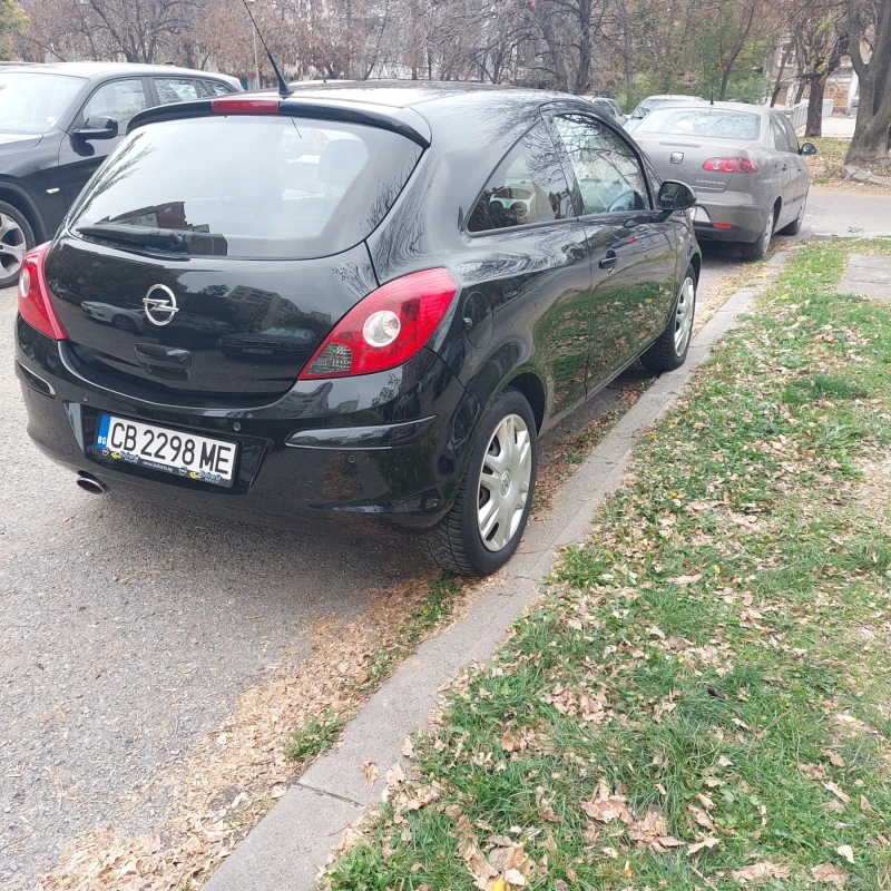 Opel Corsa 1.4 , снимка 4 - Автомобили и джипове - 47855528