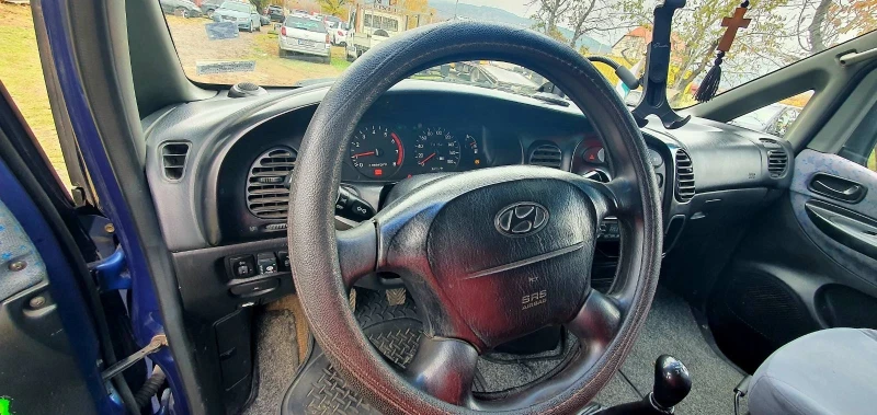 Hyundai Starex 2.4i 4x4, снимка 7 - Автомобили и джипове - 47984099