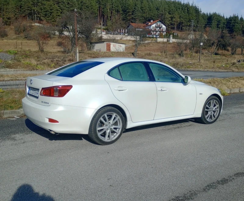 Lexus IS 220d 2.2d, снимка 2 - Автомобили и джипове - 48591523