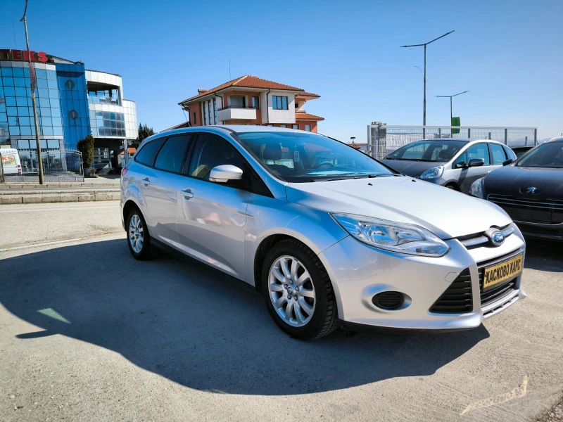 Ford Focus 1.0i, снимка 3 - Автомобили и джипове - 49379355