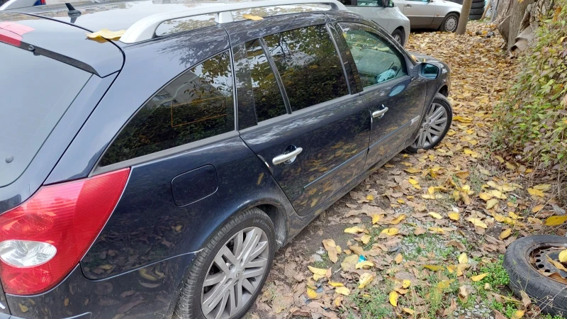 Renault Laguna Комби, снимка 7 - Автомобили и джипове - 52314391