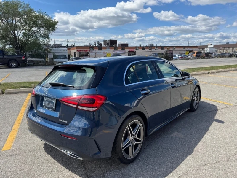 Mercedes-Benz A 250 * 4MATIC AMG PKG CAMERA/PANO ROOF/LEATHER * CARFAX, снимка 4 - Автомобили и джипове - 52923684